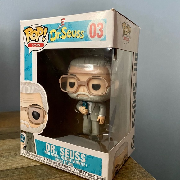 FALL SALE Dr. Seuss Funko Pop